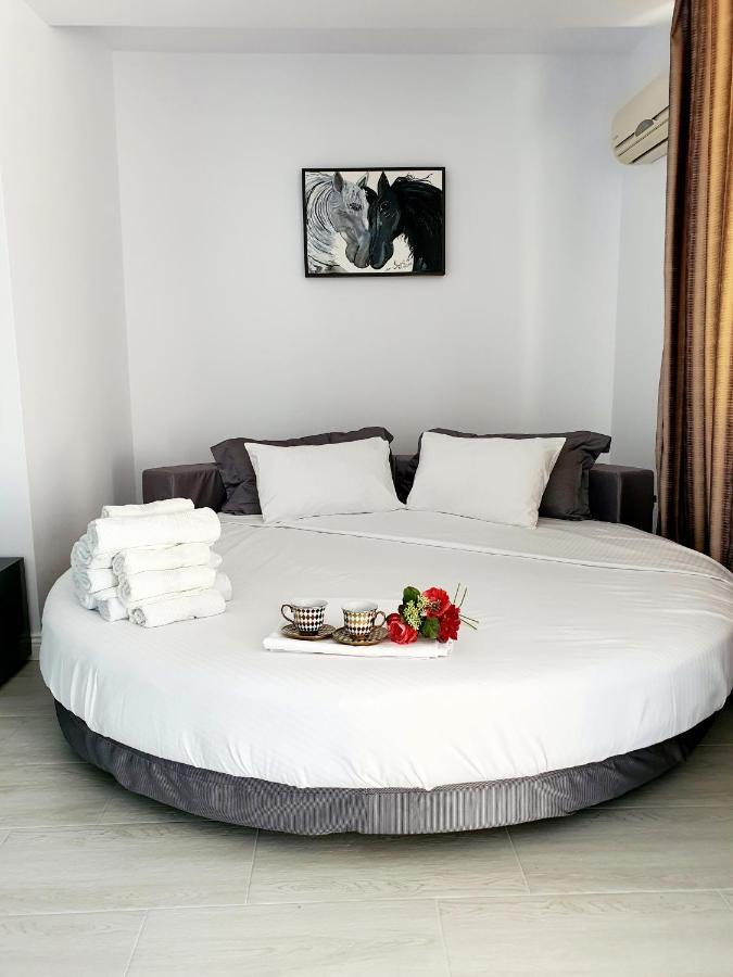 Coral -mamaia Nord Apartamento *